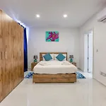 A Lovely 2br With Comfy Living Space & Balcony By 360 Estates