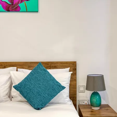 A Lovely 2br With Comfy Living Space & Balcony By 360 Estates *