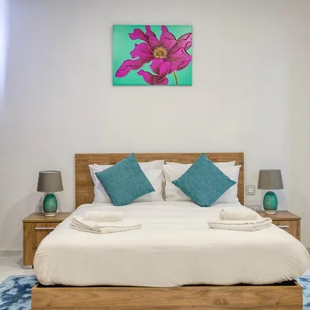 A Lovely 2br With Comfy Living Space & Balcony By 360 Estates Gzira